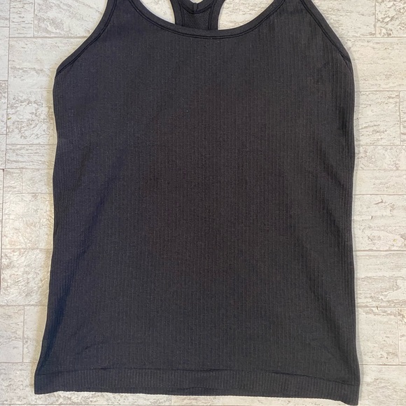Lululemon Razorback Tank - Picture 1 of 4
